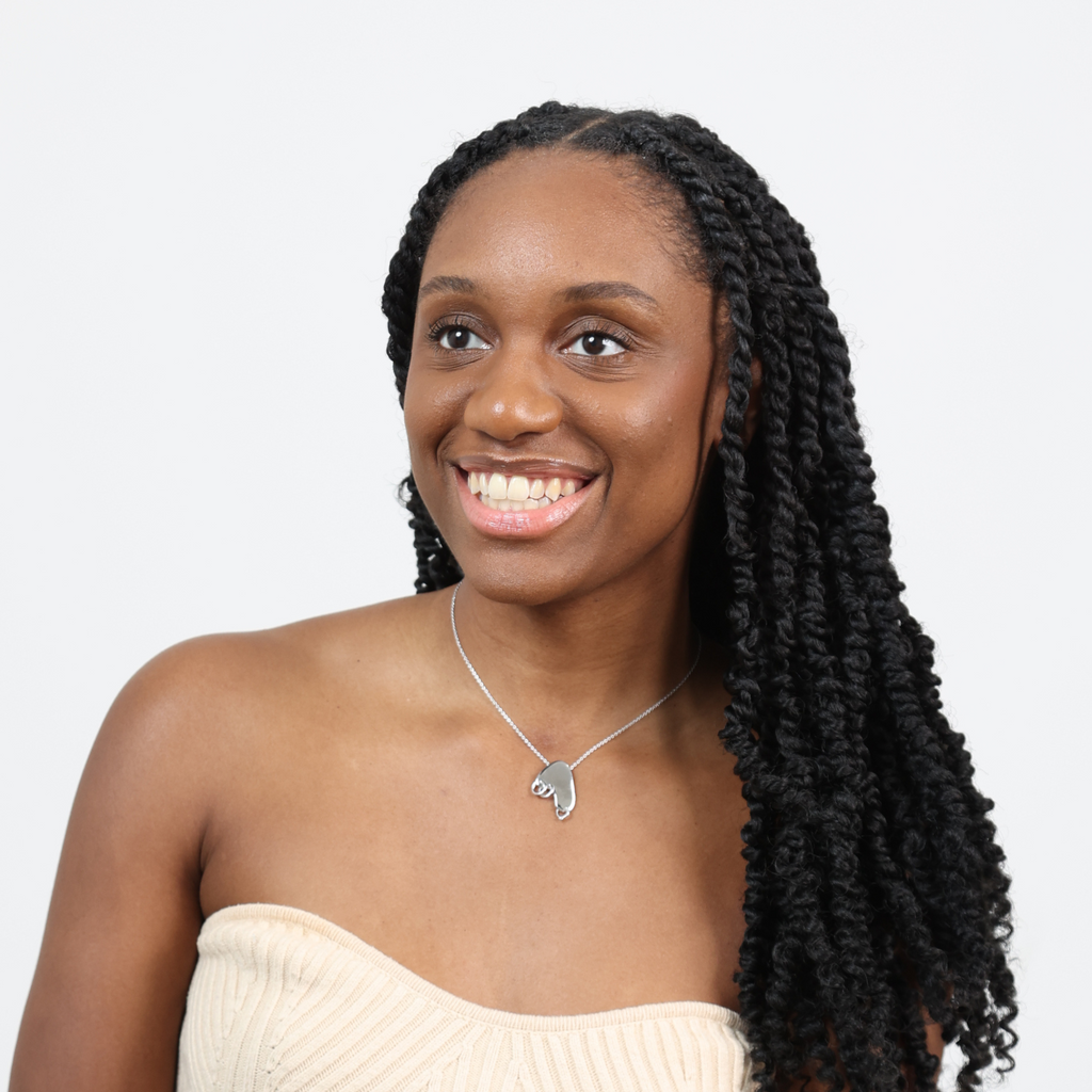 Silver Nudi Necklace (Not Handmade)