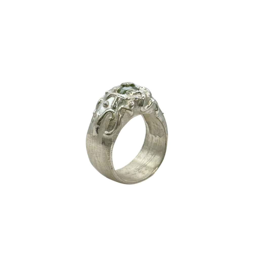 Roots Ring (Size 8.5)