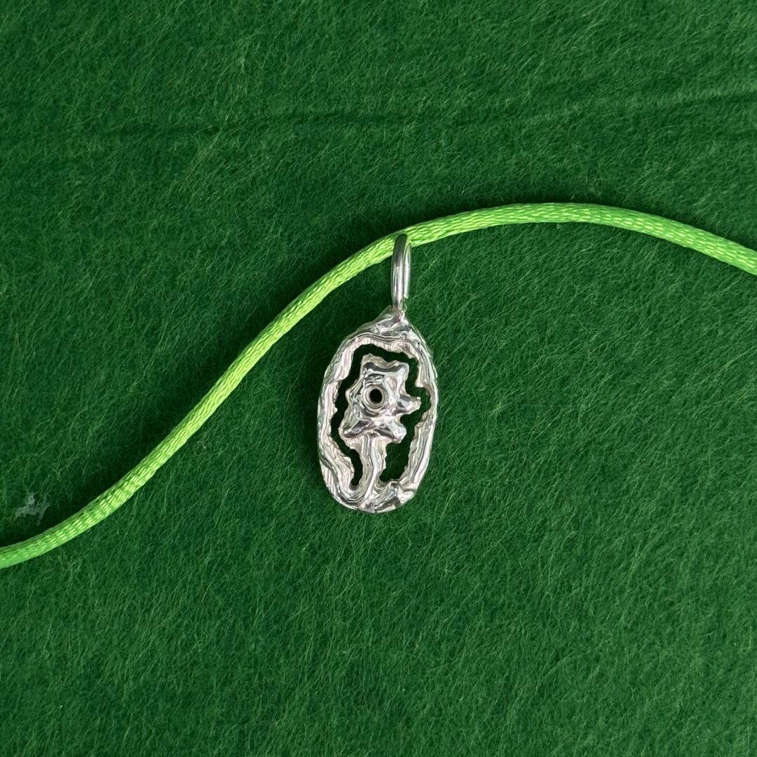 Single Flower Charm